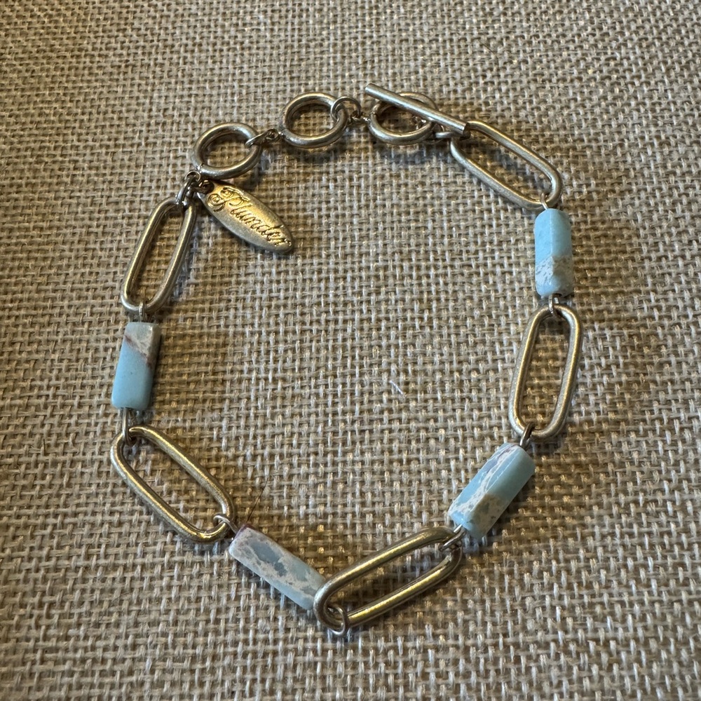 Plunder Gold and Mint Green Gemstone Bracelet